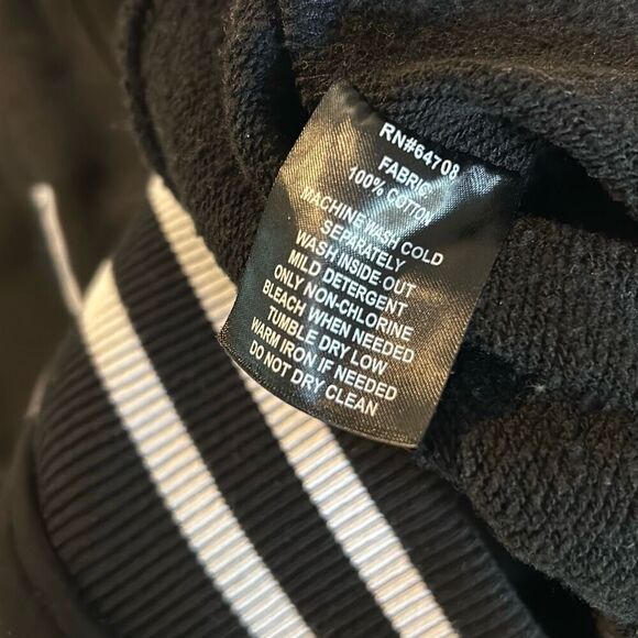 FUBU Collegiate Black Hooded Sweatshirt M - Picture 11 of 12